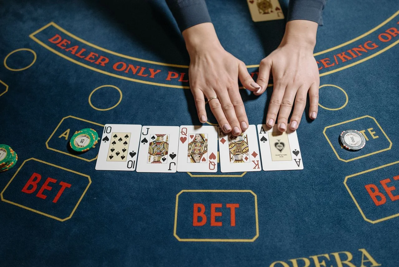 So sánh thông số kỹ thuật và tỷ lệ hoàn trả các sảnh game